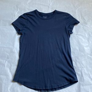 Navy XS vintage wash tee